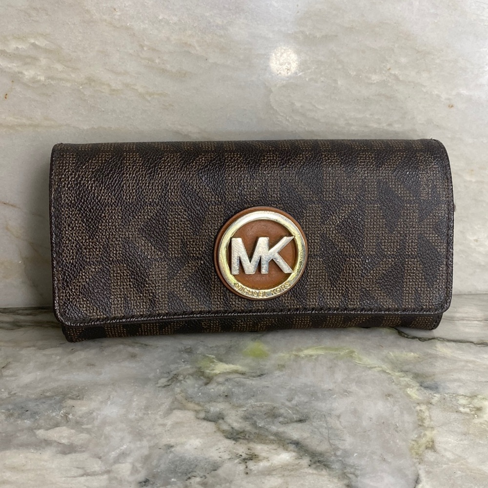 Vintage Micheal Kors Wallet